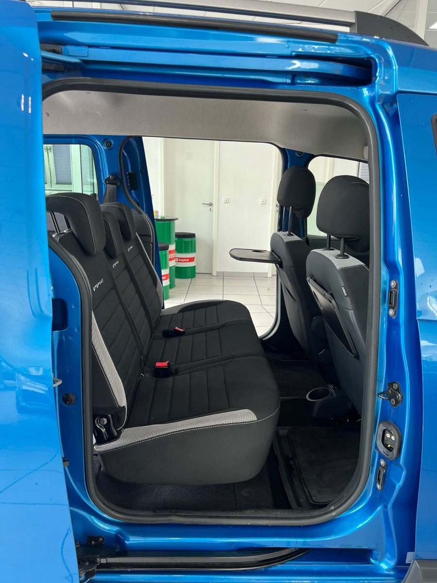 Fahrzeugabbildung Dacia Dokker Stepway*Kamera