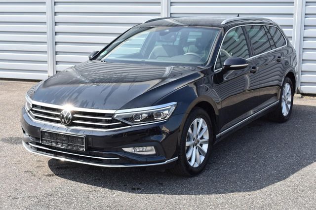 Volkswagen Passat Elegance Matrix|Winter+|AHK|ACC|Navi Pro