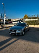 Audi A4 B8 TFSI 1.8 von 2009 - Audi A4 mit Benzin-Antrieb: Limousine, 2.8