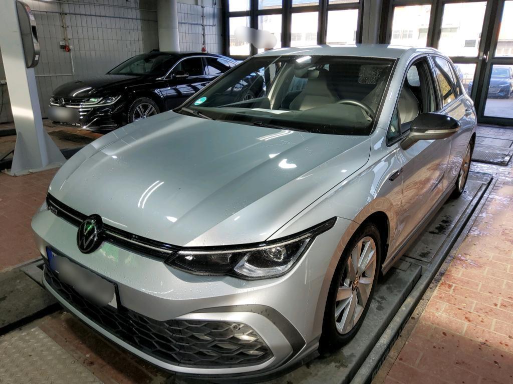 Volkswagen Golf GTD 2.0 TDI /TRAVEL/CAM/VIRTUAL/PDC/SHZ/