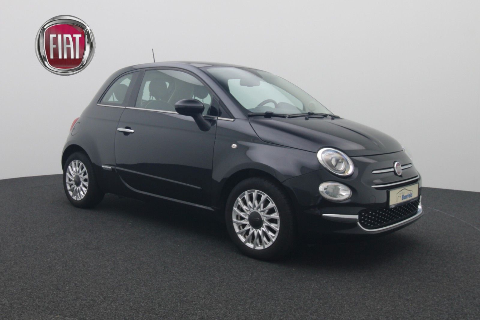 Fahrzeugabbildung Fiat 500 1.2 Lounge NAVI PANO