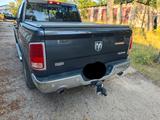 Dodge RAM 1500 5,7 Laramie CrewCab, LPG, Luft, 4WD - mit LPG-Antrieb: Luftfederung