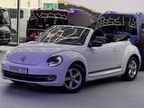 Volkswagen Beetle Cabriolet Club - Volkswagen Beetle: Cabrio