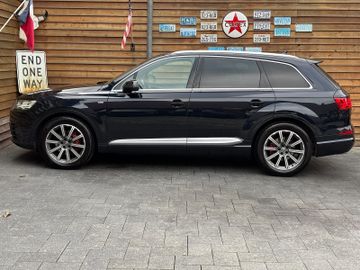 Audi Q7 - 10