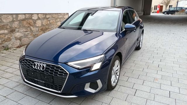 Audi A3 35 TFSI advanced Pano Matrix KeylessGO ACC