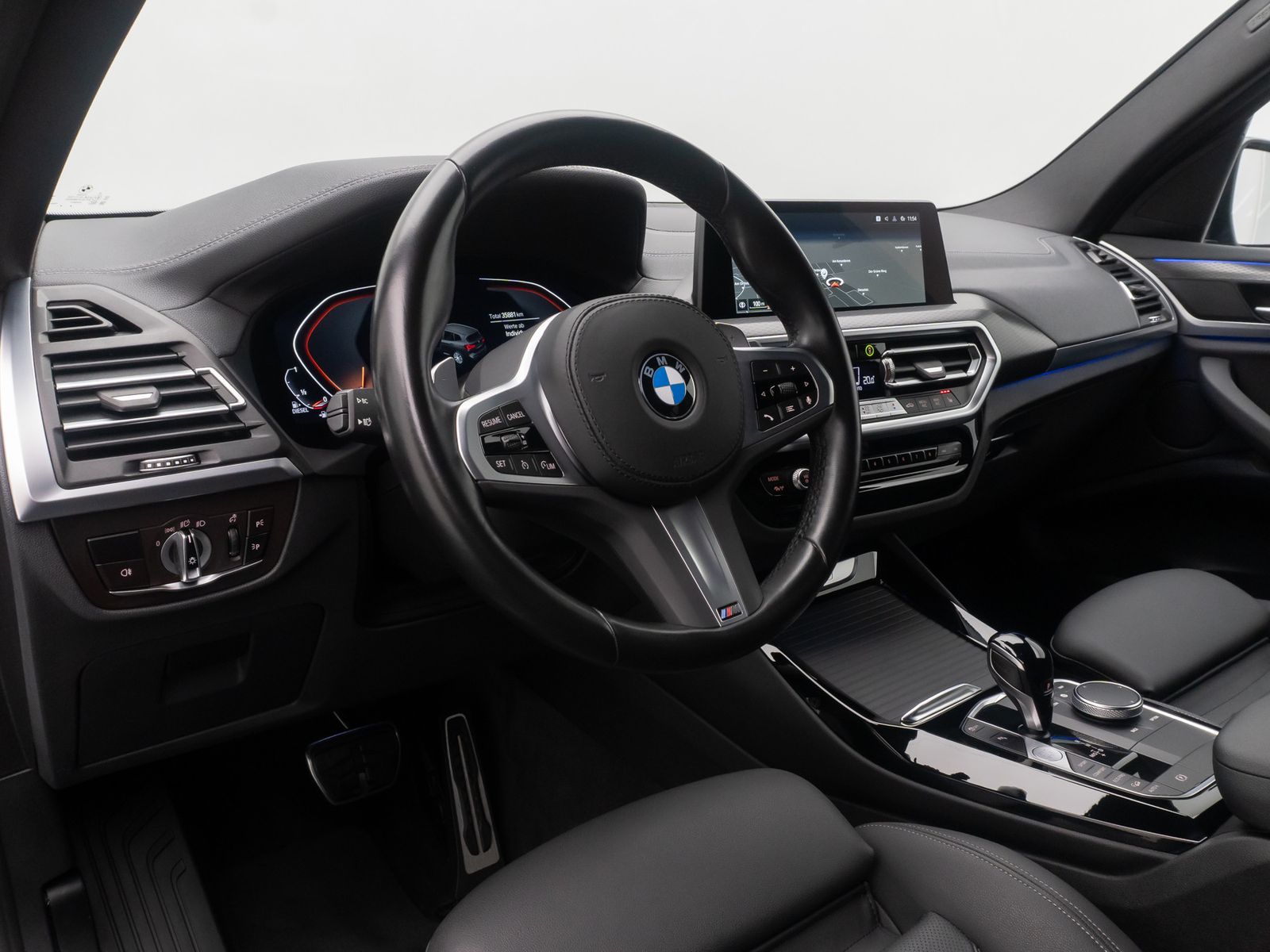 Fahrzeugabbildung BMW X3 xD20d M Sport AHK Alarm Kamera DAB Laser 19"