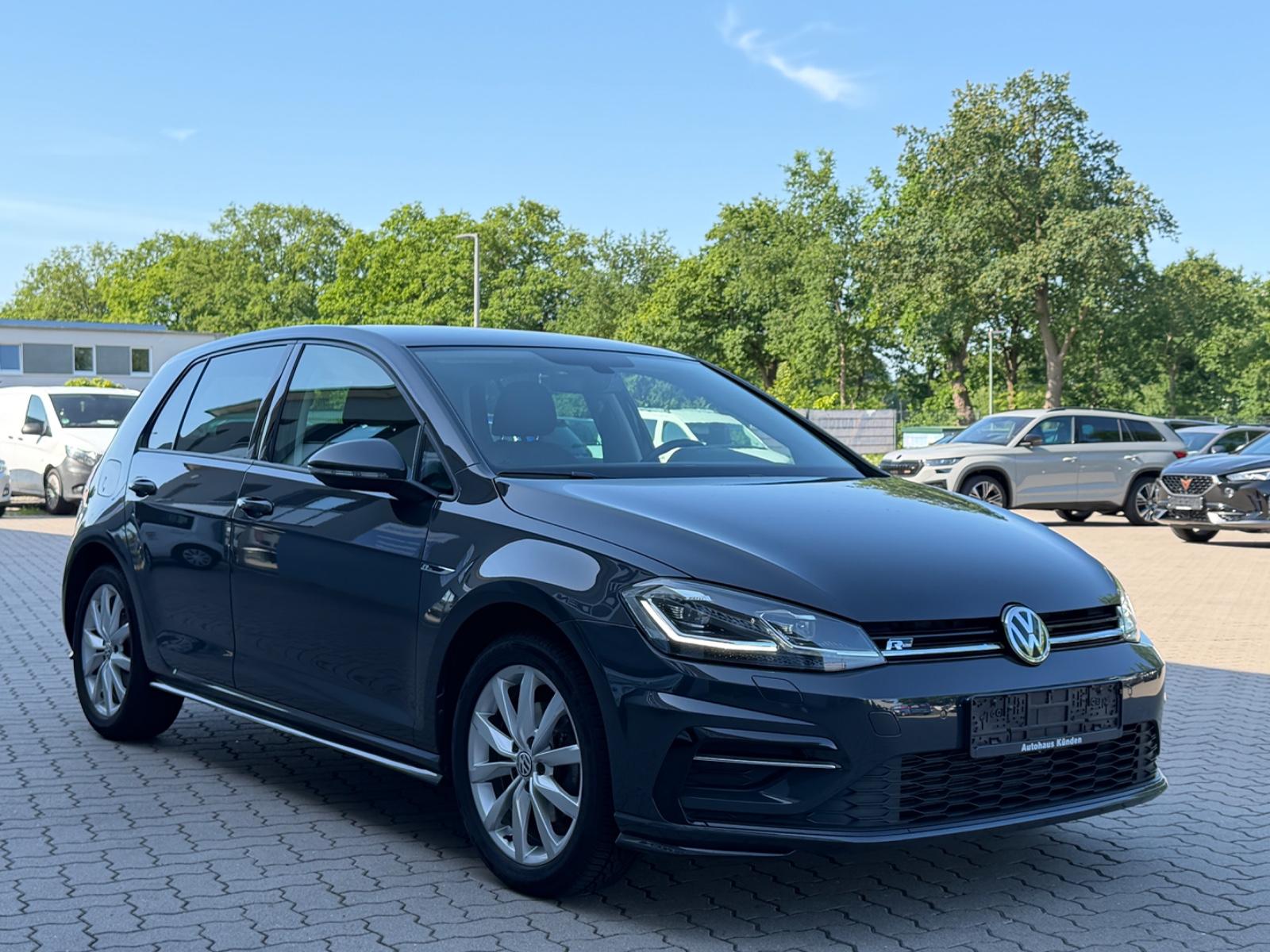 Volkswagen Golf VII 1.5 R-Line  °NAVI°SHZ°ALCANTARA°