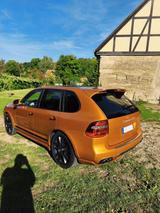 Porsche Cayenne GTS 405 PS Nordisch Gold Metallic - : Gold, Metallic