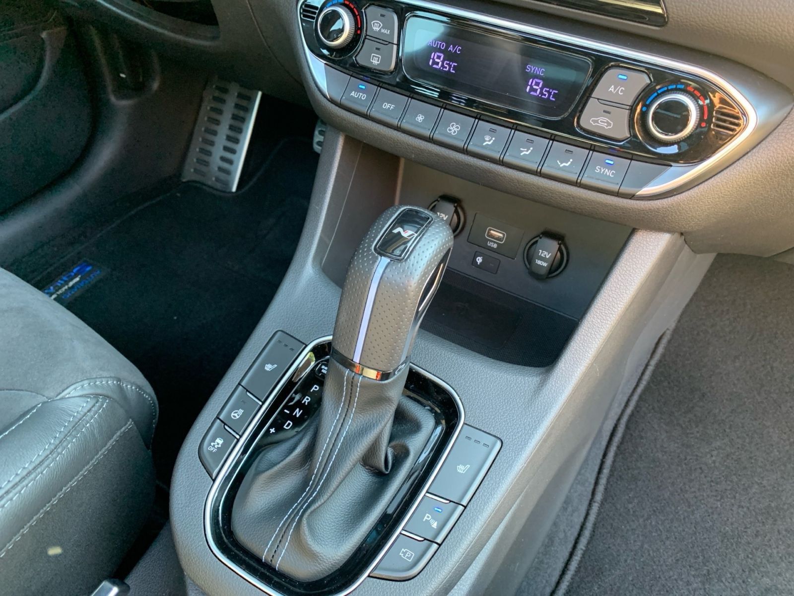 Fahrzeugabbildung Hyundai i30 2.0 T-GDI 8-DCT N Performance Pano N-Sitze