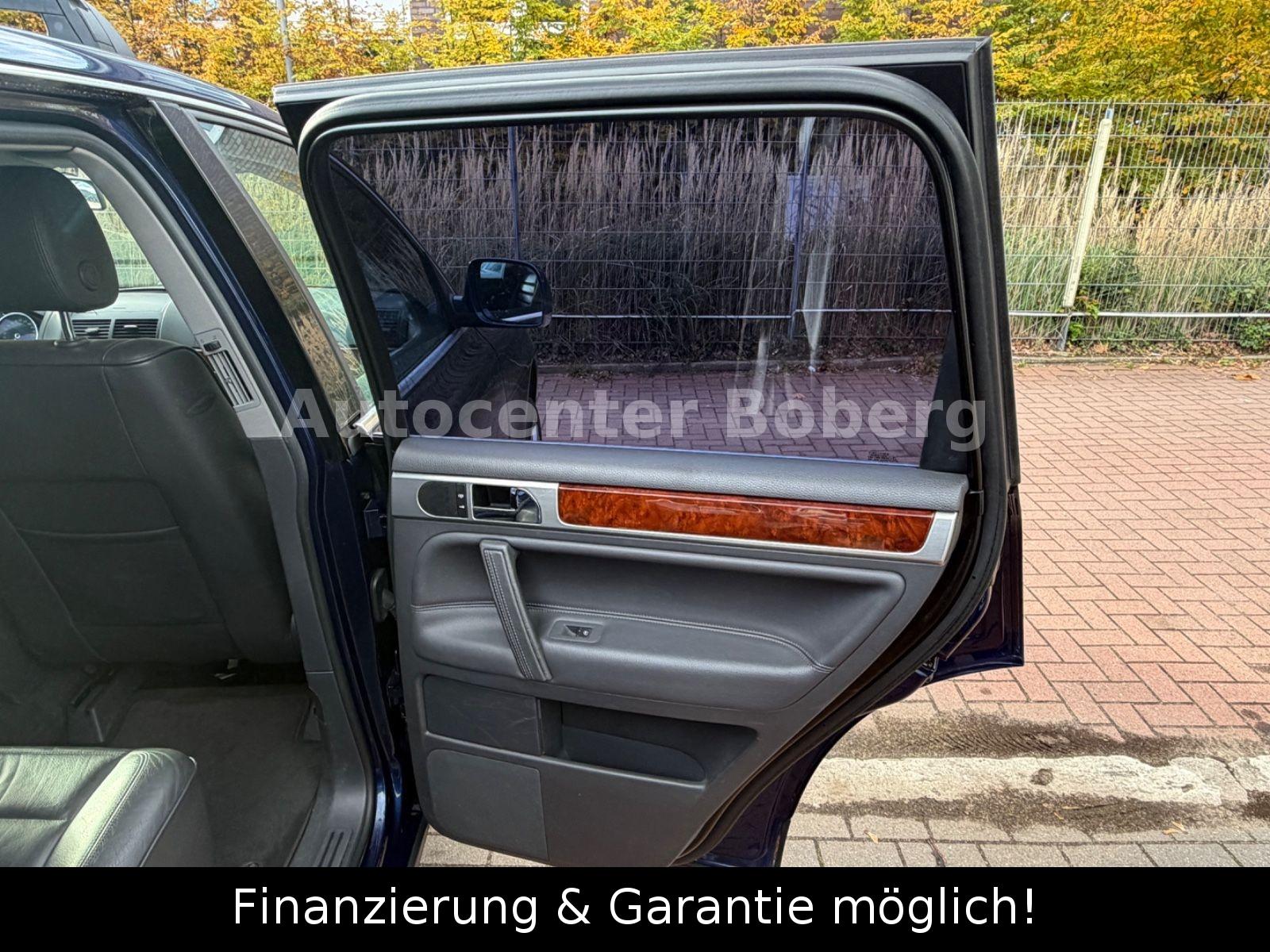 Volkswagen Touareg 2004 — photo 17