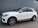 Mercedes-Benz ML 63 AMG  *Bi-Xenon*Alcantara*Keyless*Pano*