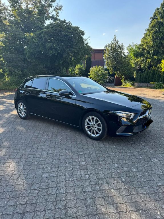 Image of Mercedes-Benz A 180
