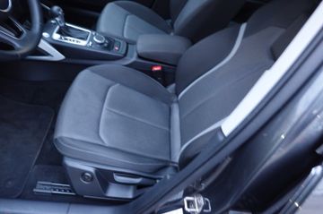 Fahrzeugabbildung Audi Q2 30 TDI sport