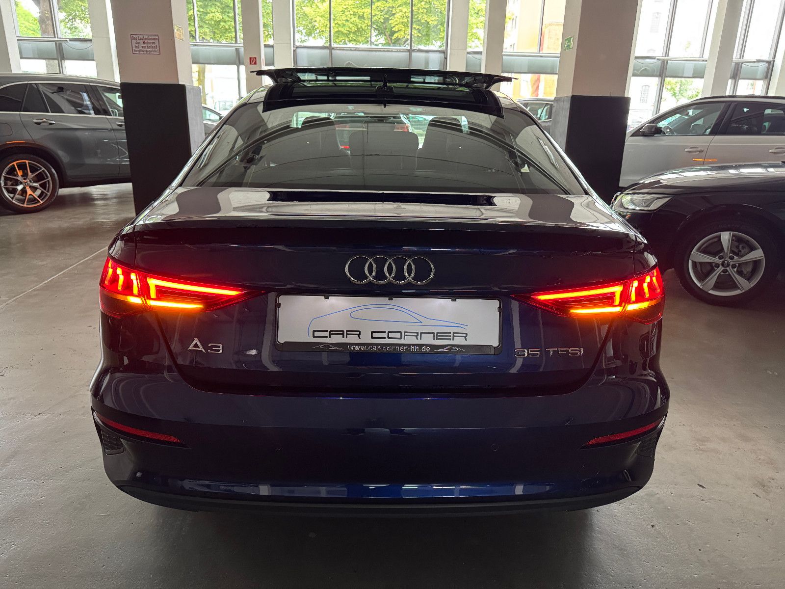 Fahrzeugabbildung Audi A3 Limousine S-LINE RS3 S-SITZE PANO VIRTUAL LED