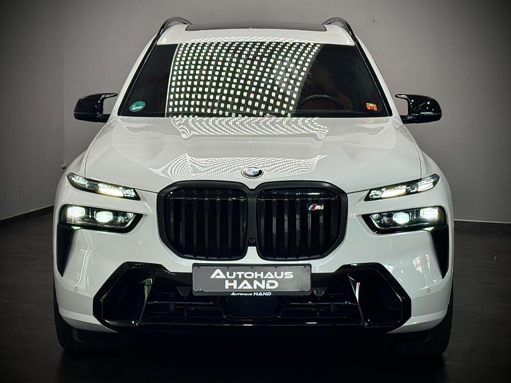 BMW X7 M60