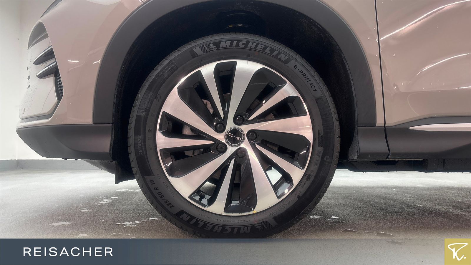 BYD SEAL U
