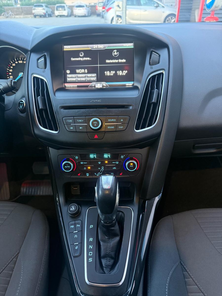Ford Focus Turnier Titanium#Auitomatik Zahnr+Insp+Tüv