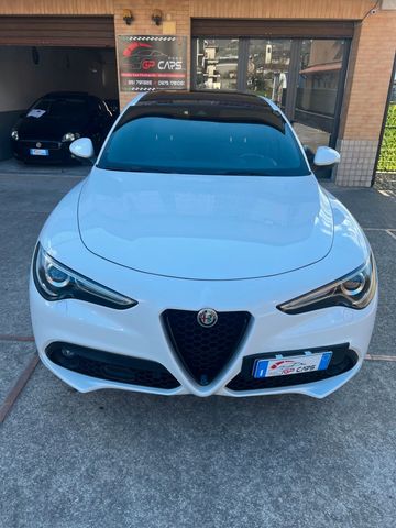 Alfa Romeo Stelvio 2.2 Turbodiesel 210 CV AT8 Q4