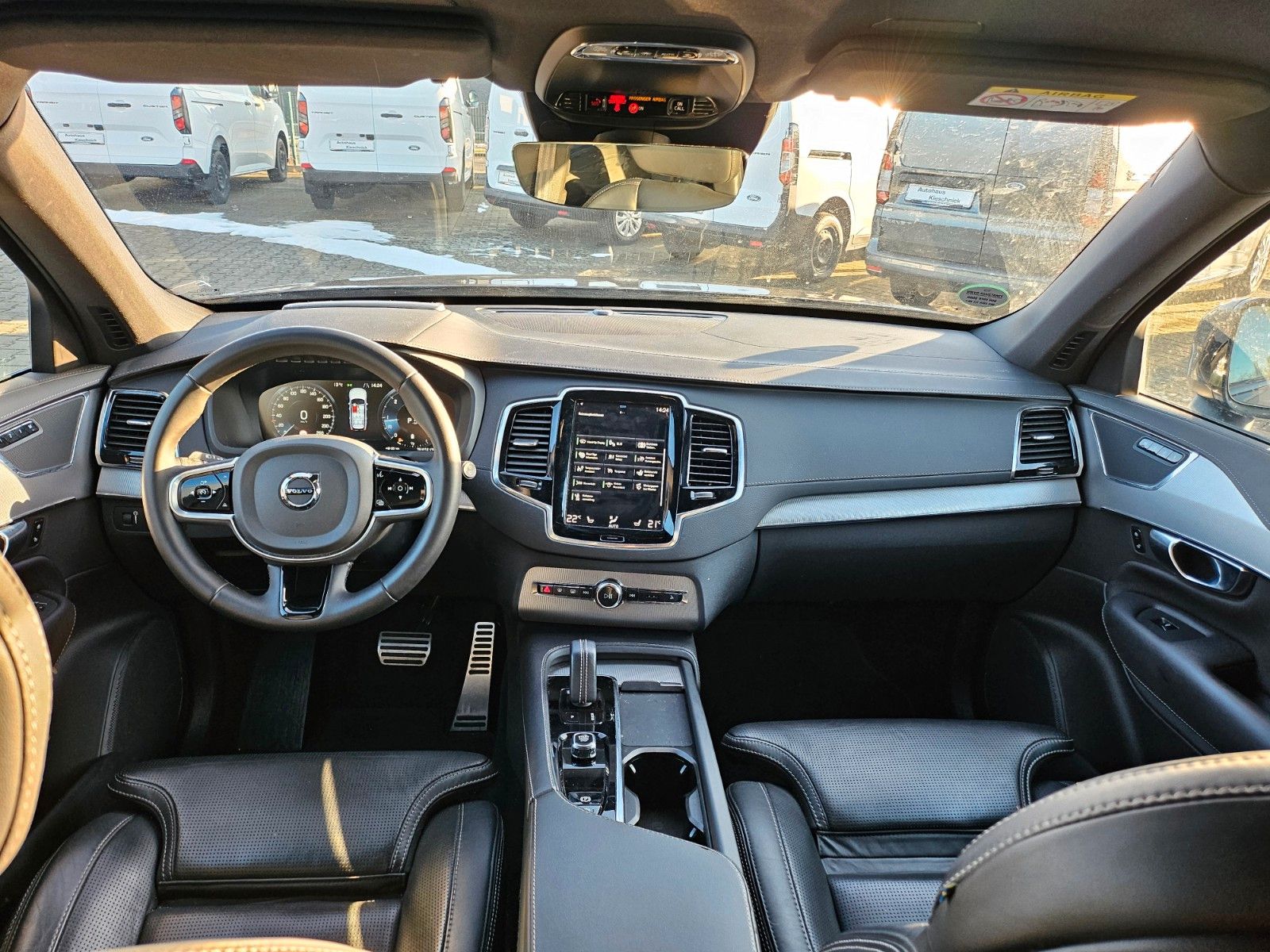 Fahrzeugabbildung Volvo XC90 R Design AWD