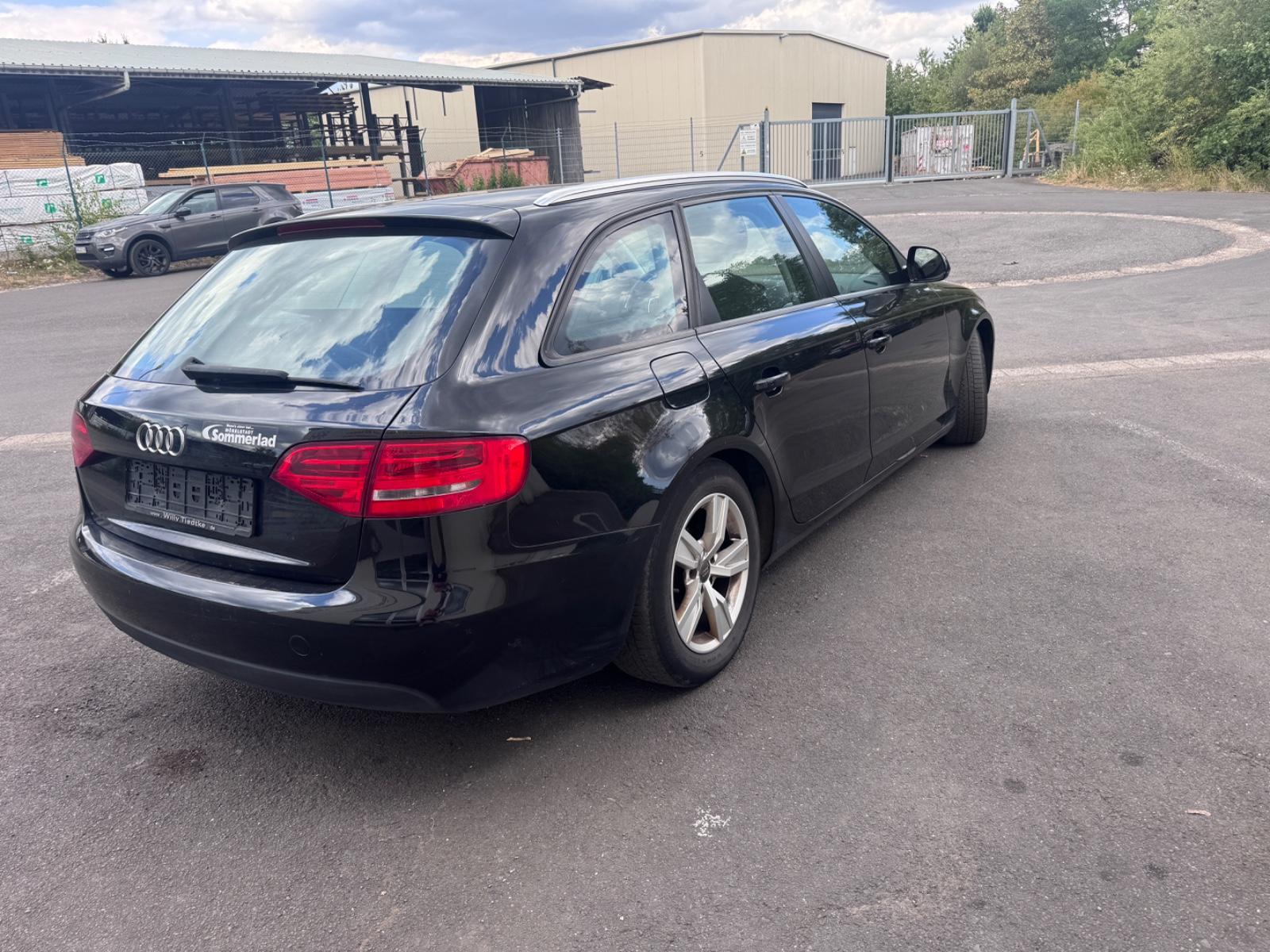 Audi A4 2008 — photo 5