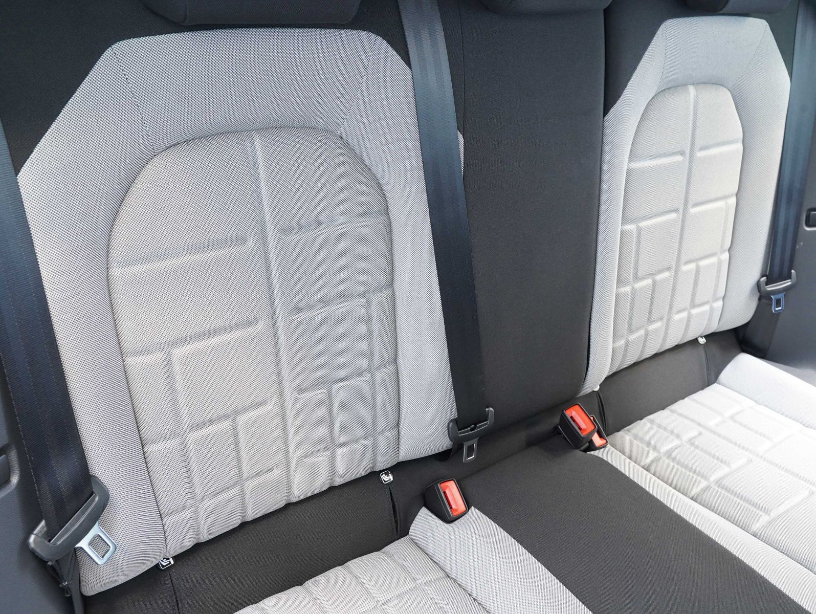 Fahrzeugabbildung SEAT Ibiza 1.0 TSI 85 kW FR Black Edition