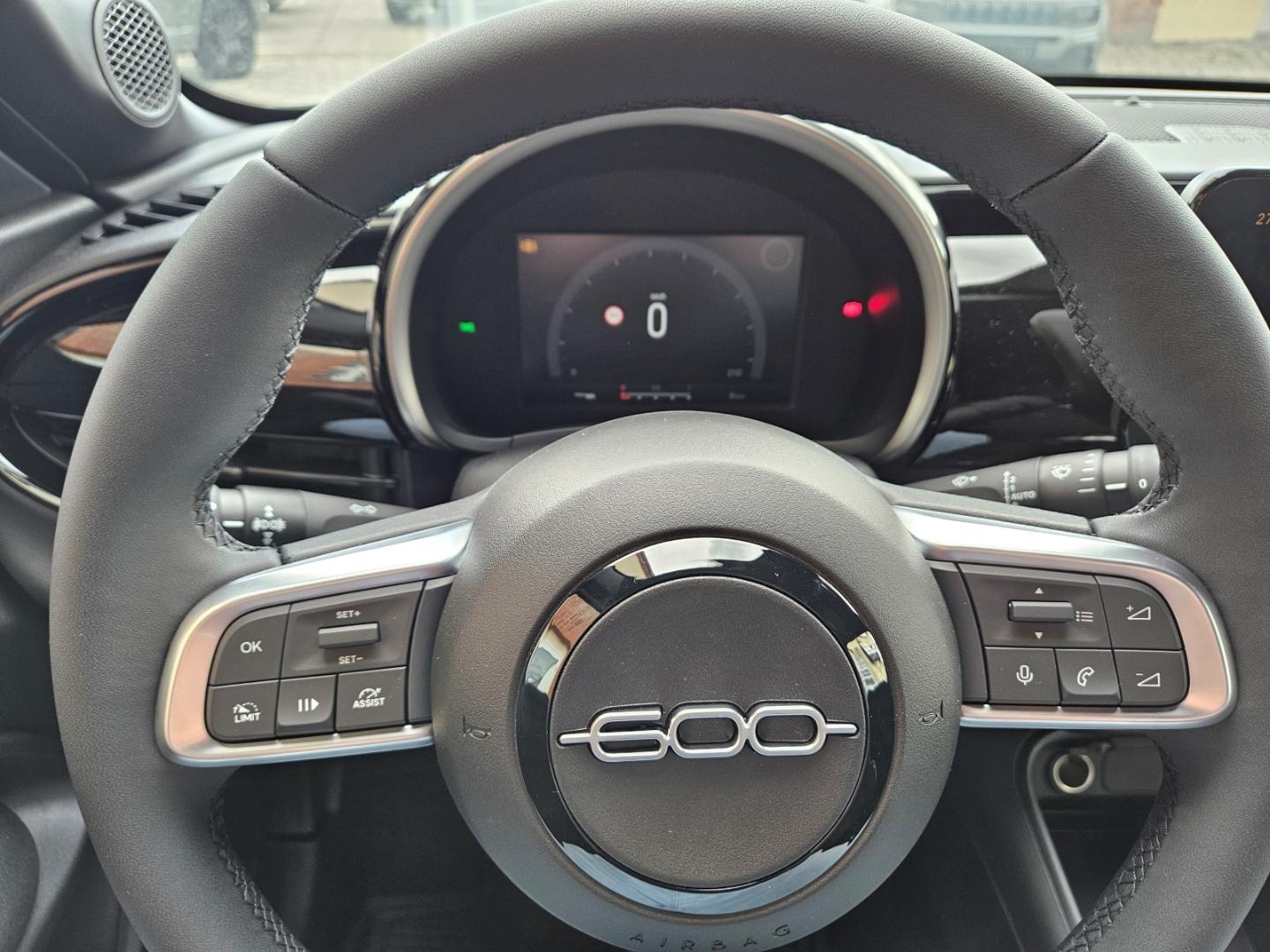 Fiat 600 1.2T Street - Klima - Apple Carplay /Android