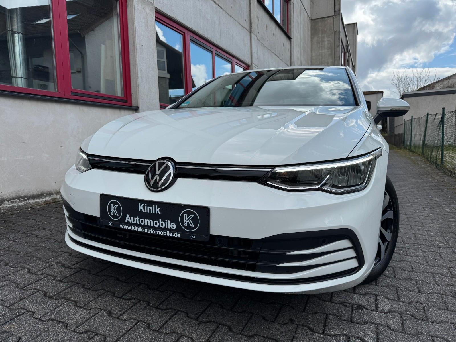 Volkswagen Golf VIII 2.0 TDI Lim. Life 1.HD~DSG~LED~RFK~AHK