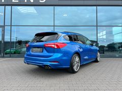 Fahrzeugabbildung Ford Focus Turnier 1.5 EcoBlue ST-Line Temp SHZ Navi
