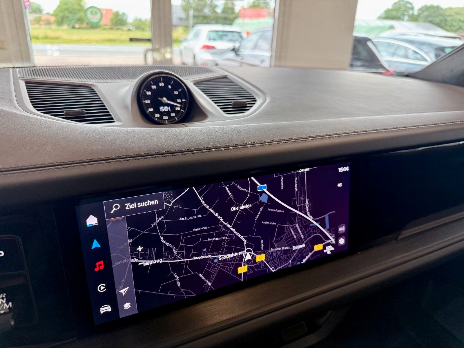Fahrzeugabbildung Porsche Cayenne GTS PTS-Farbe/CarbonDesign/HUD/Burmester