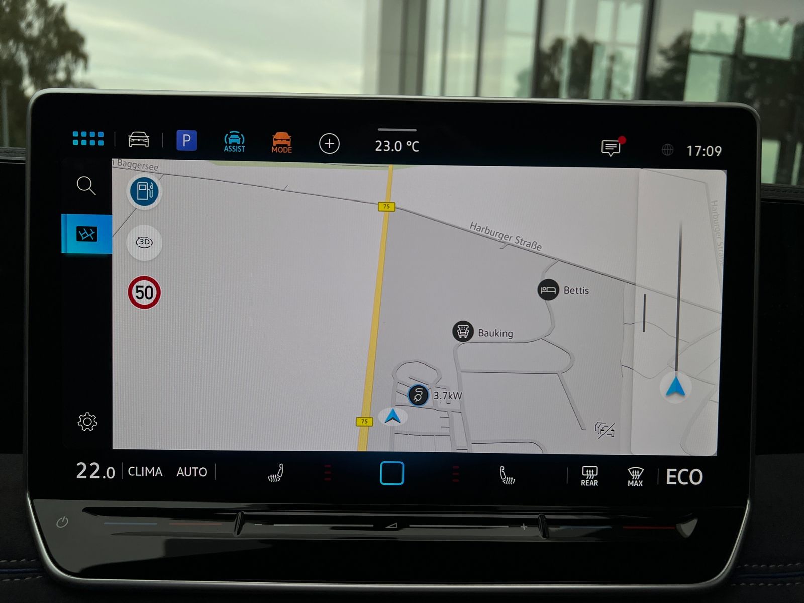 Fahrzeugabbildung Volkswagen Tiguan R-Line 1.5 eHybrid DSG *AHK, Harman & Kar