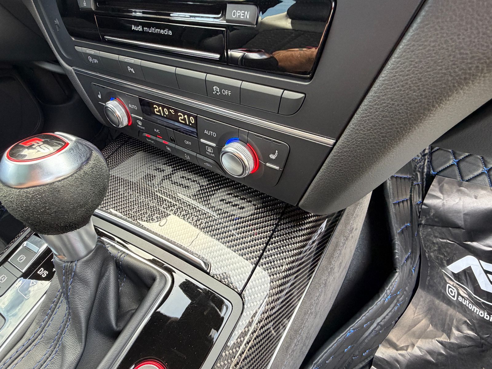 Fahrzeugabbildung Audi RS 6 Avant 4.0 TFSI/ performance/NOGARO- 1-150