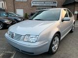 Volkswagen Bora V5 2.3 Highline aus 1.Hand - Volkswagen Bora mit Benzin-Antrieb: Limousine, V5