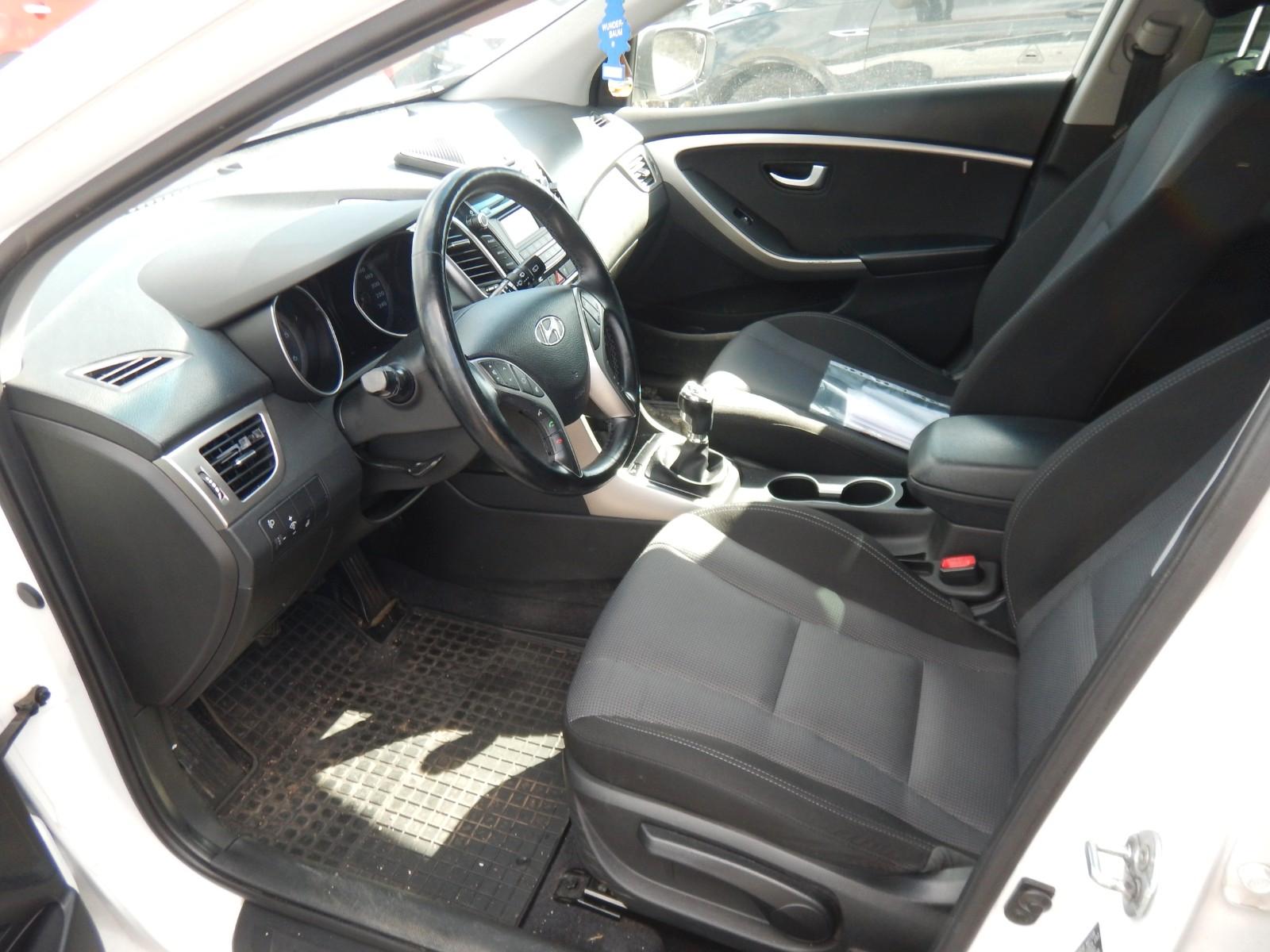 Hyundai i30 2015 — photo 5