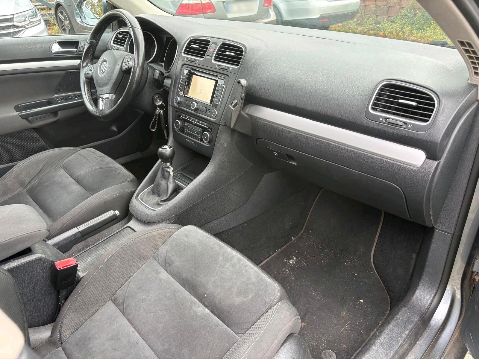 Volkswagen Golf 2011 — photo 6
