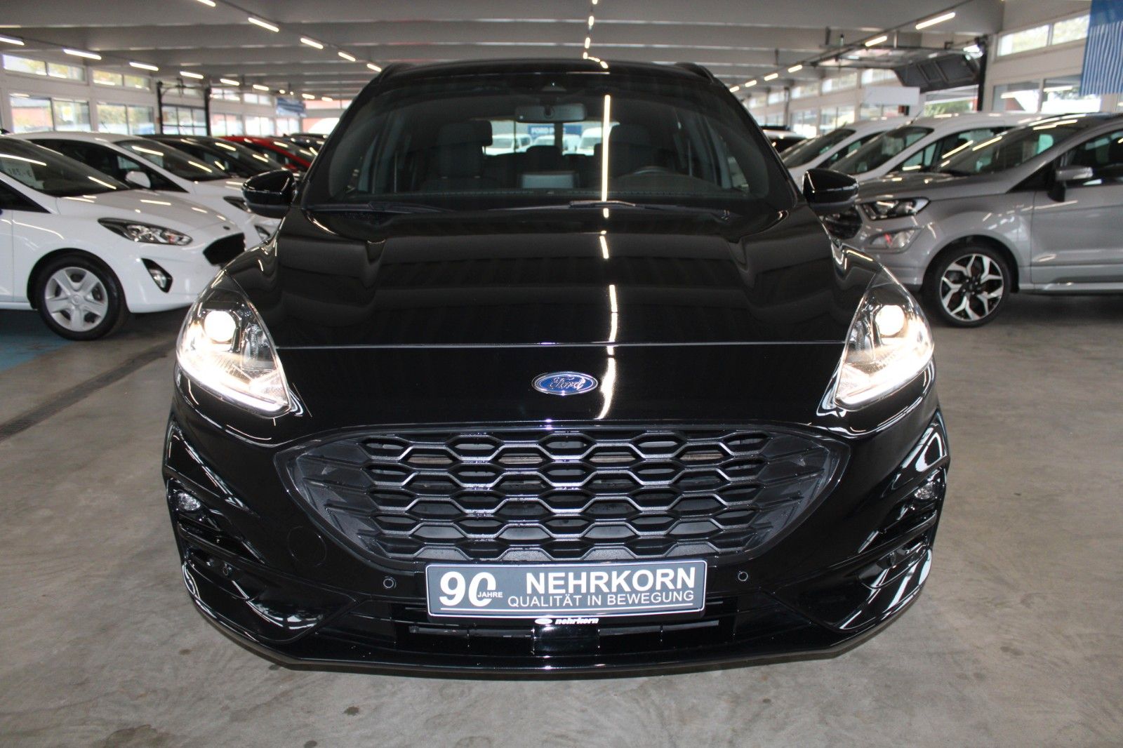 Fahrzeugabbildung Ford Kuga 2.5 PHEV ST-Line Aut. NAVI CAM WinterPaket