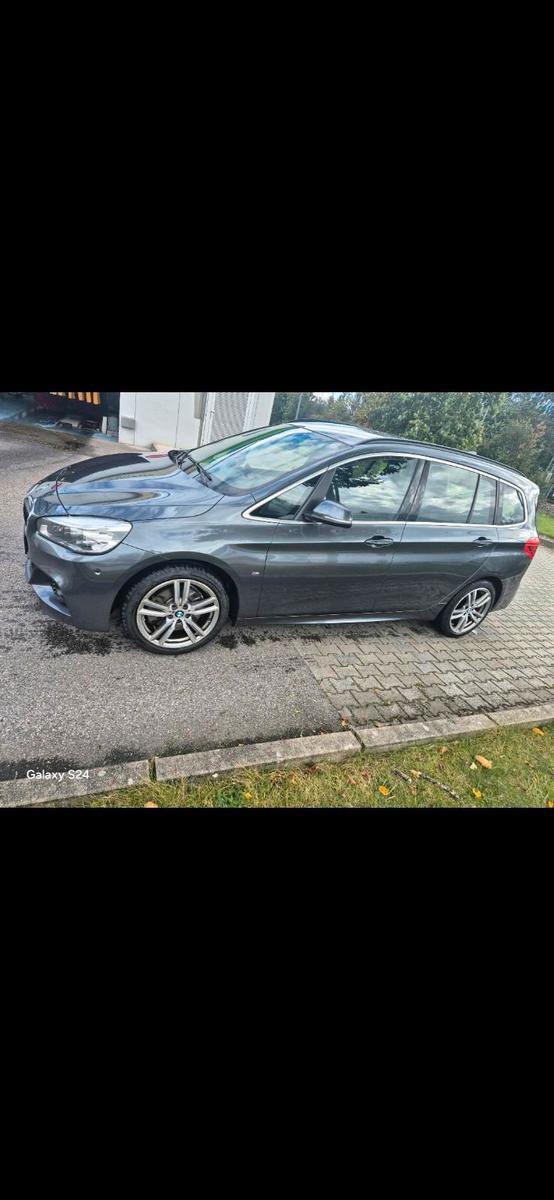 BMW 220