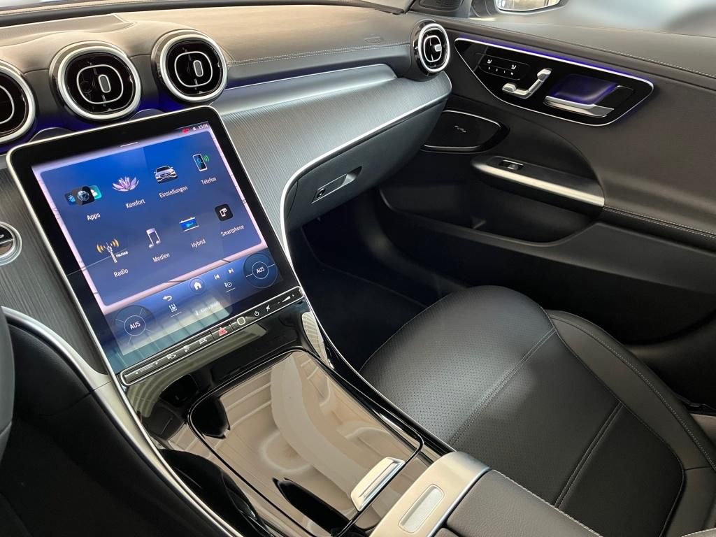 Fahrzeugabbildung Mercedes-Benz C 300 e Avantg. AHK ACC Pano Sitzklima HUD 360°