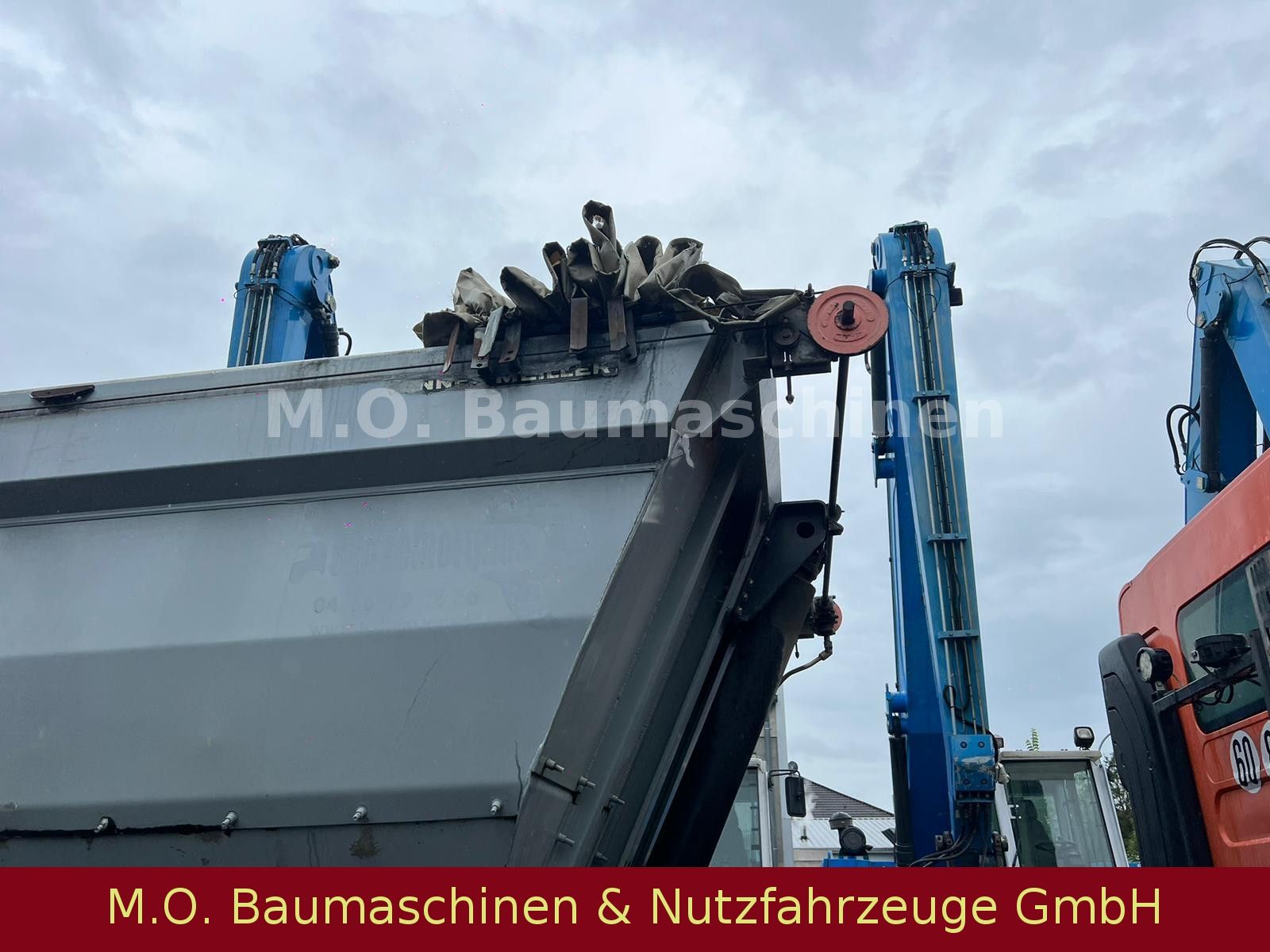 Fahrzeugabbildung Meiller 3 Achser / Luft / Plane T 39 T /