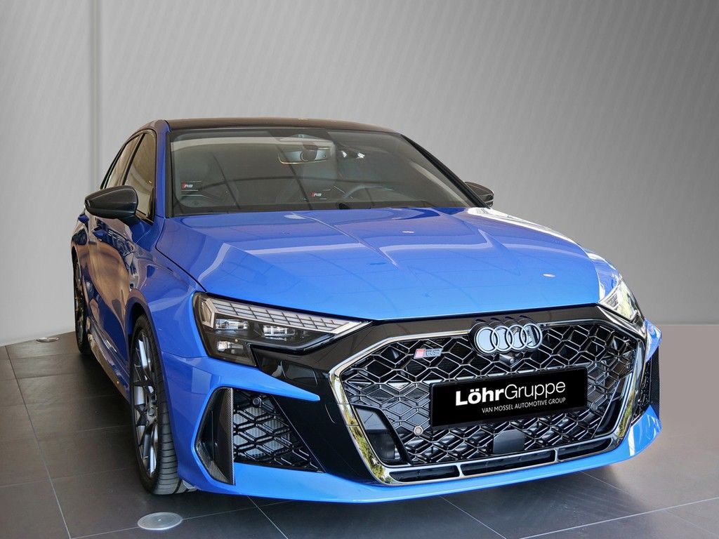 Audi RS 3 UPE br. 96.855,- Sportback S tronic 294 kW  imagem 3