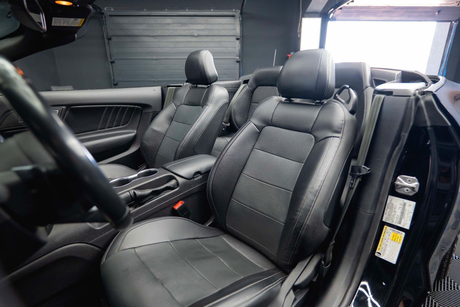 Fahrzeugabbildung Ford Mustang Shelby 500 GT Cabrio Performance PREMIUM