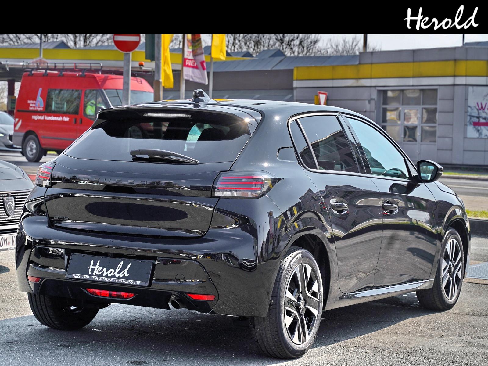 Peugeot 208 Allure"Sitzh,Kamera,PDC, 1.Hand"