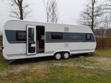 Hobby De Luxe Edition 650 KMFe mit Vorzelt - Hobby 650