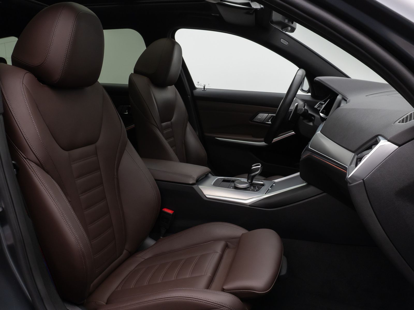 Fahrzeugabbildung BMW 320d M Sport Panorama Laser Kamera DAB HiFi 19"