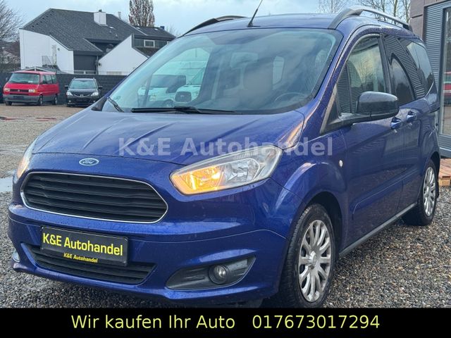 Ford Tourneo Courier Titanium NAVI/ KAM/ SHZ/ TEMP.