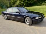 BMW 740i A V8 E38 Individual Facelift - BMW 7er E38 mit Facelift