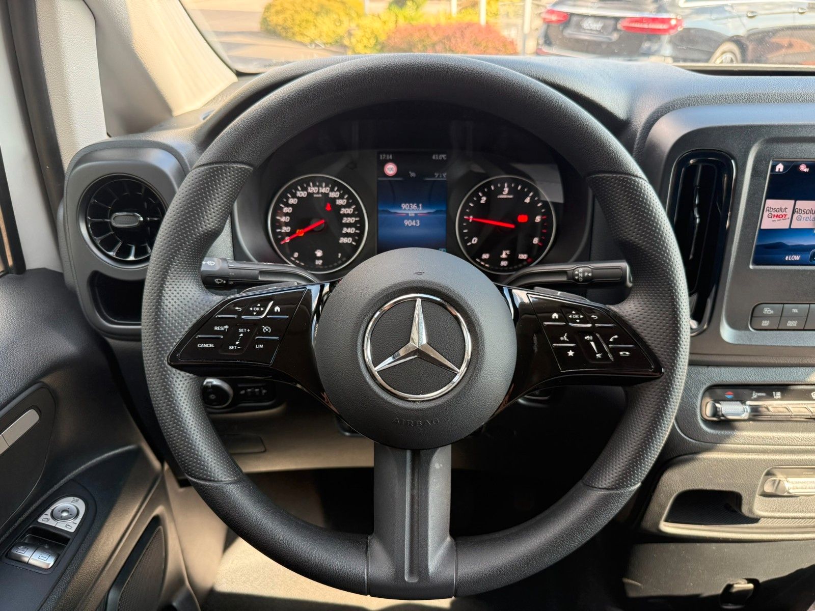 Fahrzeugabbildung Mercedes-Benz Vito 116 CDI 9G Klima Kamera SHZ