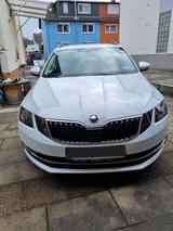 Skoda Octavia 2.0 TDI SCR DSG 4x4 Style Combi Style