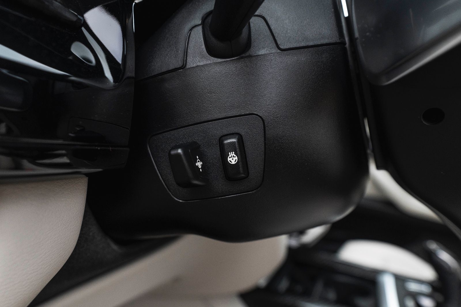 Fahrzeugabbildung BMW X5 xDrive50i Sportpaket ACC LED 360° HUD H&K