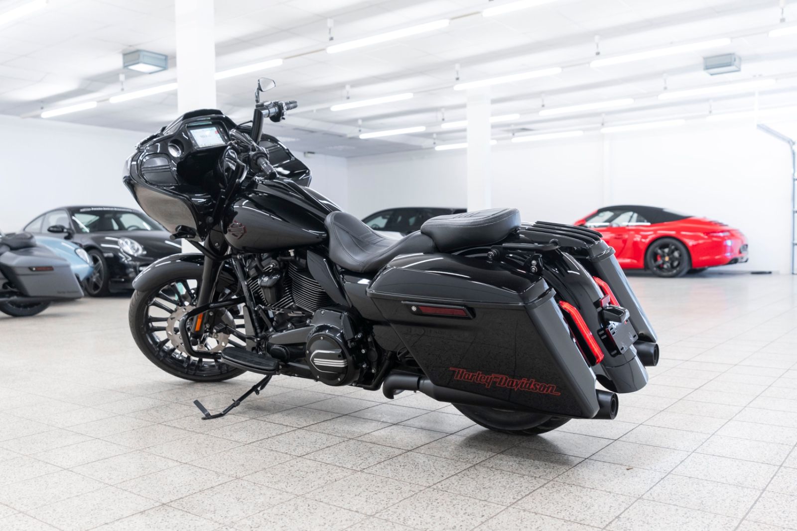 Fahrzeugabbildung Harley-Davidson FLTRXS ROAD GLIDE SPECIAL