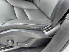 Fahrzeugabbildung XC90 Momentum Pro AWD B5 Diesel EU6d Navi Leder